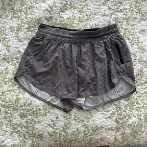 Lululemon Tracker shorts